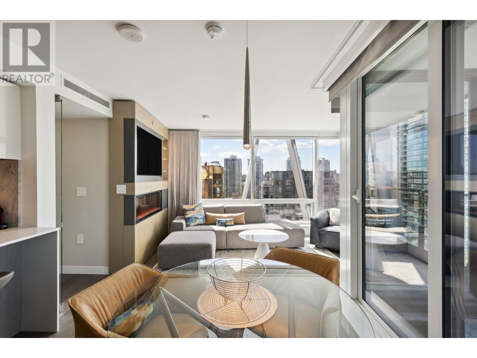 Listing Picture 4 of 40 : 1407 1111 RICHARDS STREET, Vancouver / 溫哥華 - 魯藝地產 Yvonne Lu Group - MLS Medallion Club Member