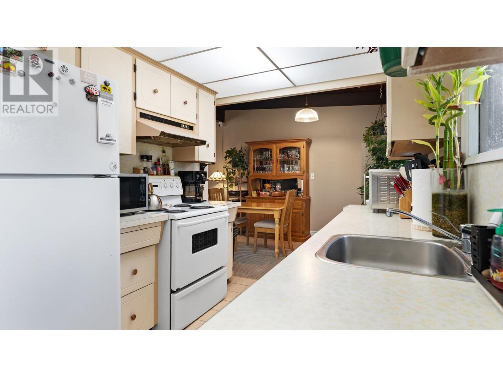 2187 Central Avenue, Port Coquitlam, British Columbia  V3B 2E3 - Photo 8 - R2935739