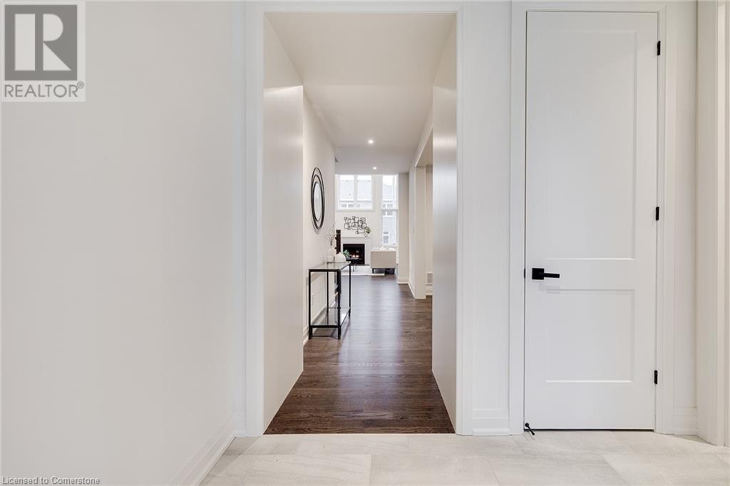 42 Magnolia Avenue, Colgan, Ontario  L0G 1W0 - Photo 3 - 40662584