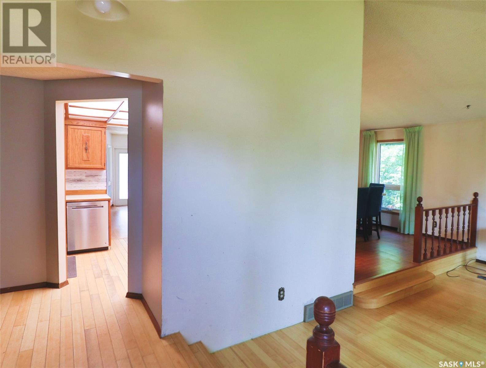 Property at 21 Hayward PLACE image 3