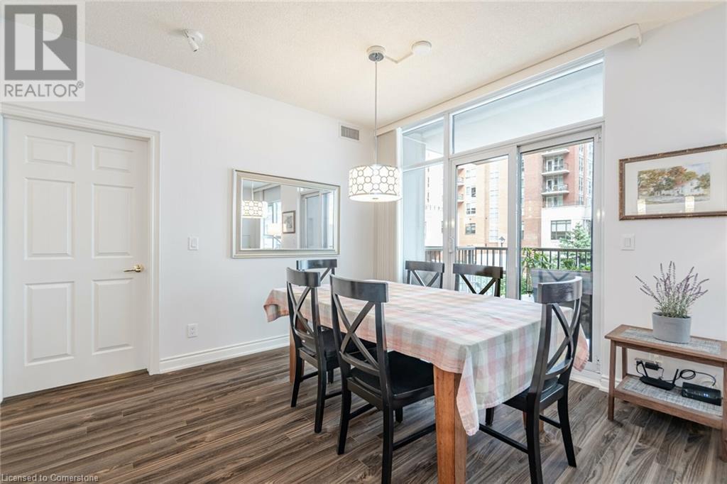 399 Elizabeth St Unit# 210, Burlington, Ontario  L7R 0A4 - Photo 10 - 40663356