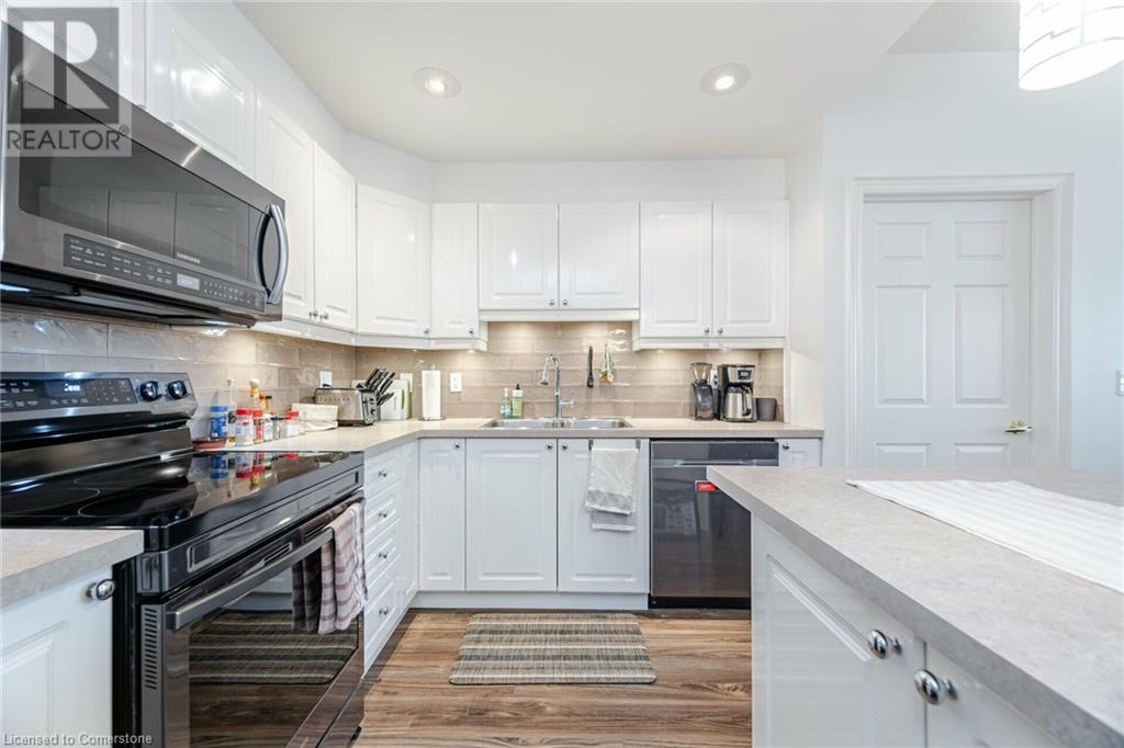 399 Elizabeth St Unit# 210, Burlington, Ontario  L7R 0A4 - Photo 12 - 40663356