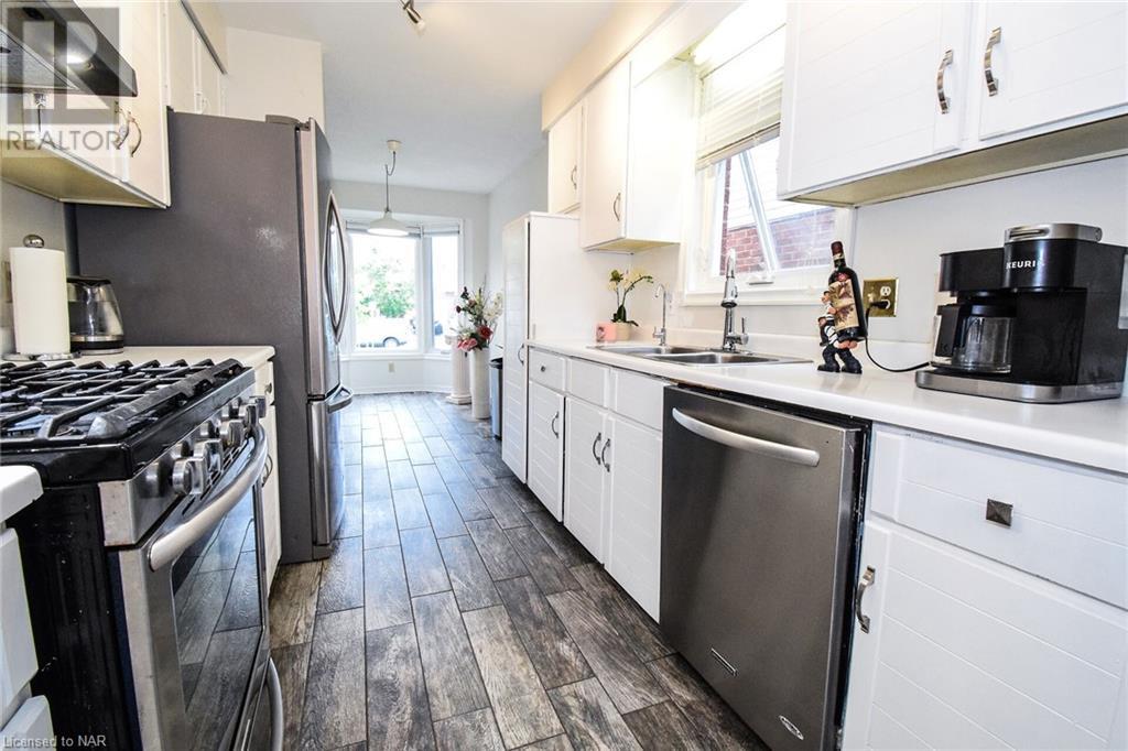 29 Capri Street, Thorold, Ontario  L2V 4W7 - Photo 23 - 40663353