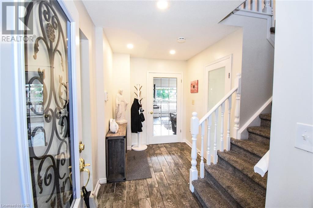 29 Capri Street, Thorold, Ontario  L2V 4W7 - Photo 5 - 40663353