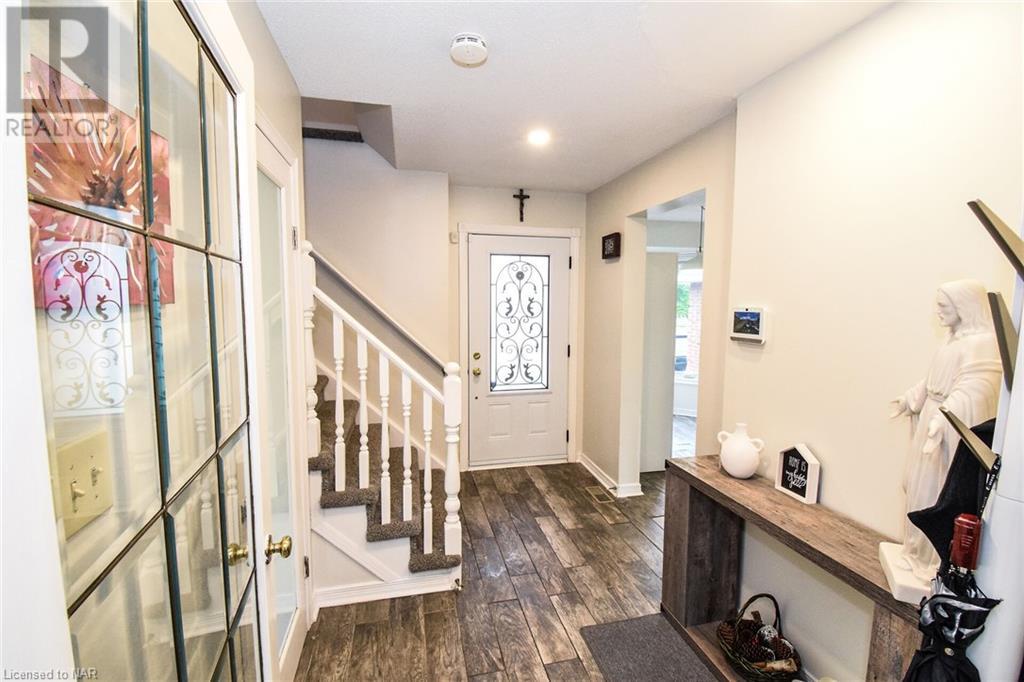 29 Capri Street, Thorold, Ontario  L2V 4W7 - Photo 6 - 40663353