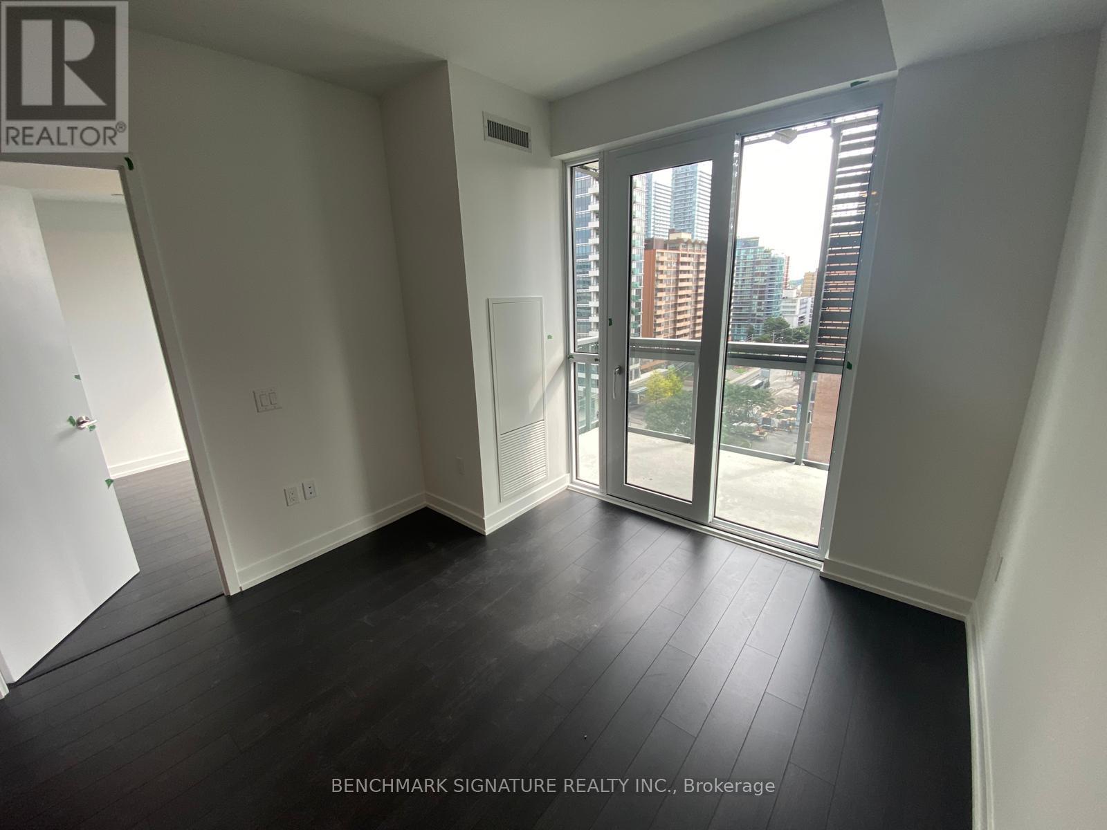 710 - 39 Roehampton Avenue, Toronto, Ontario  M4P 0G1 - Photo 3 - C9397170