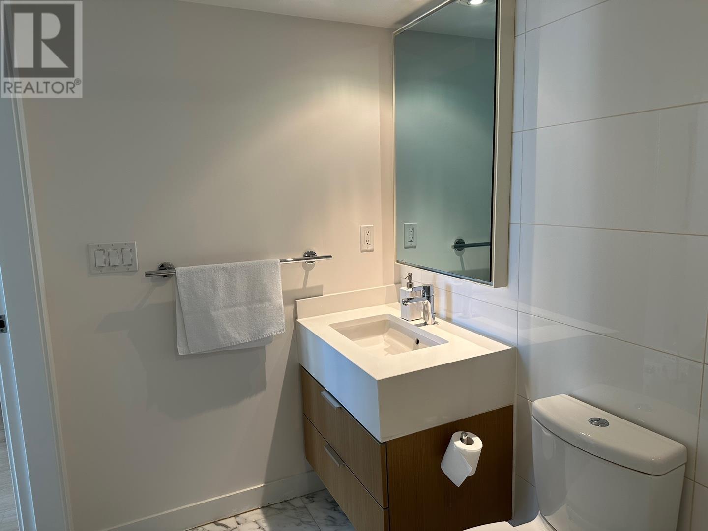 Listing Picture 13 of 20 : 607 110 SWITCHMEN STREET, Vancouver / 溫哥華 - 魯藝地產 Yvonne Lu Group - MLS Medallion Club Member