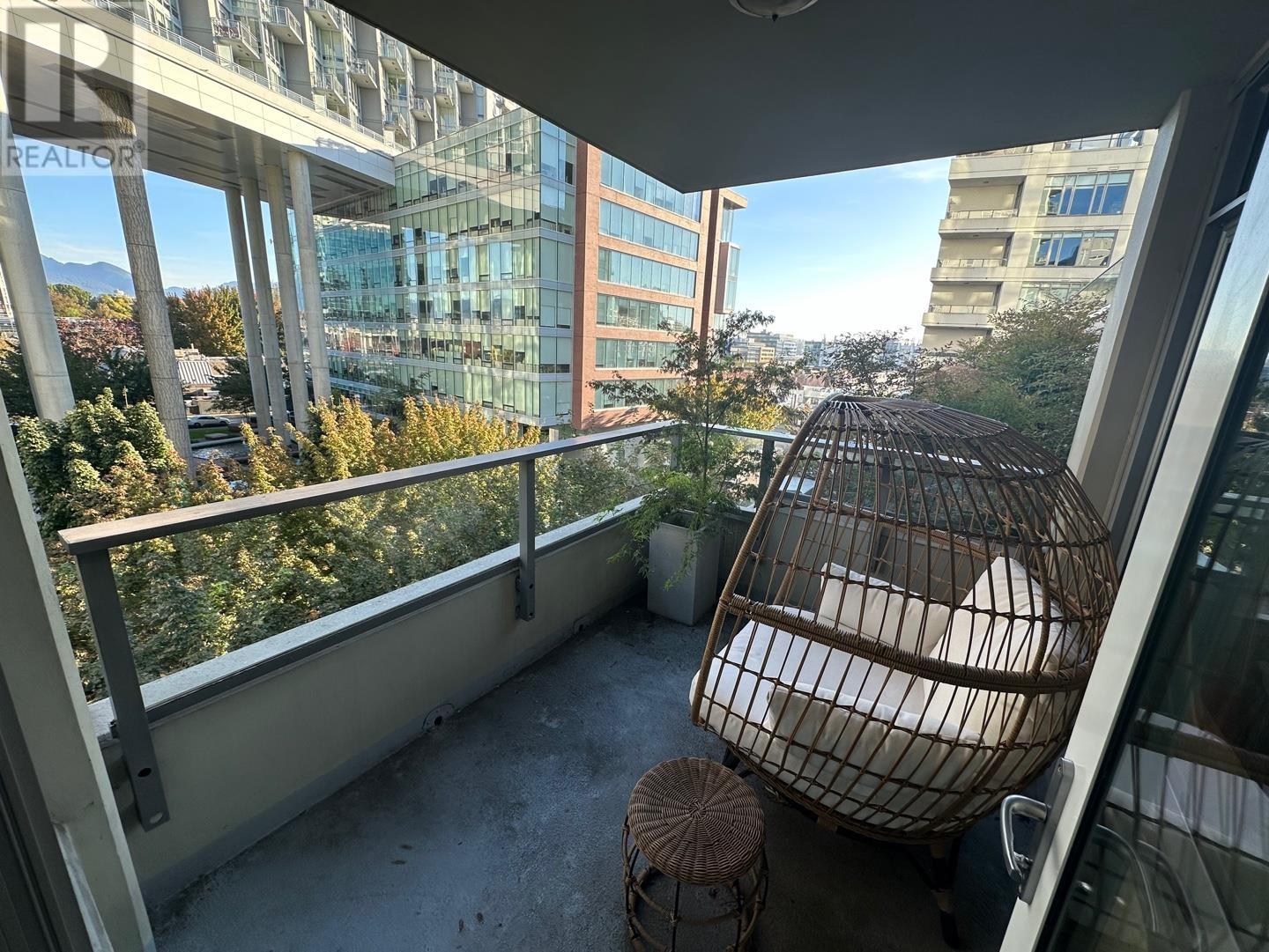 Listing Picture 16 of 20 : 607 110 SWITCHMEN STREET, Vancouver / 溫哥華 - 魯藝地產 Yvonne Lu Group - MLS Medallion Club Member