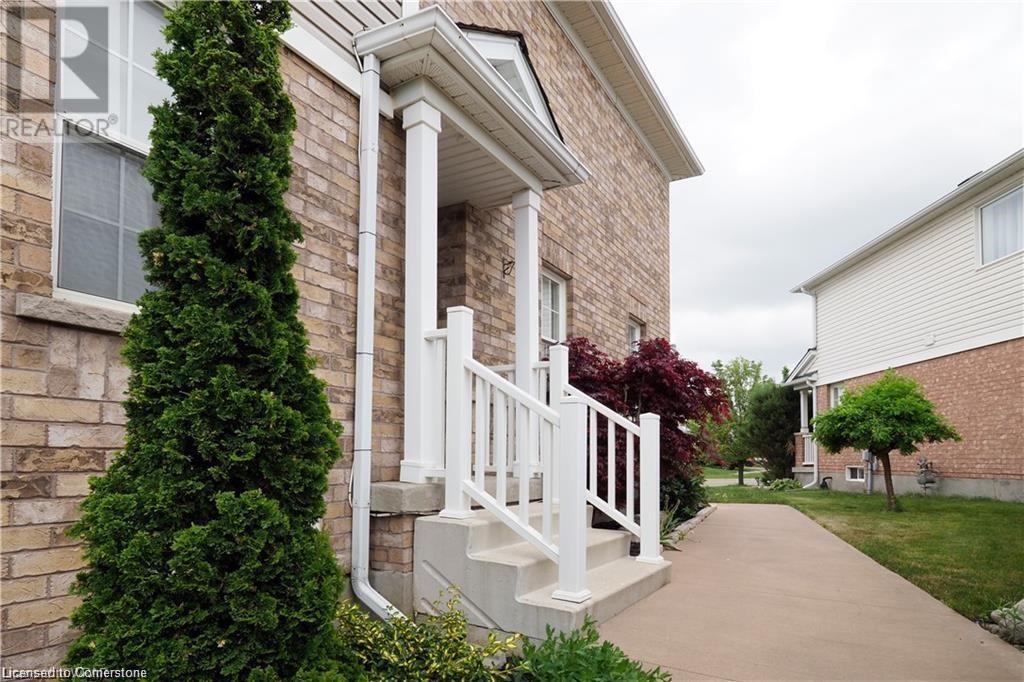 67 Bloomington Drive, Cambridge, Ontario  N1P 1J5 - Photo 5 - 40662518