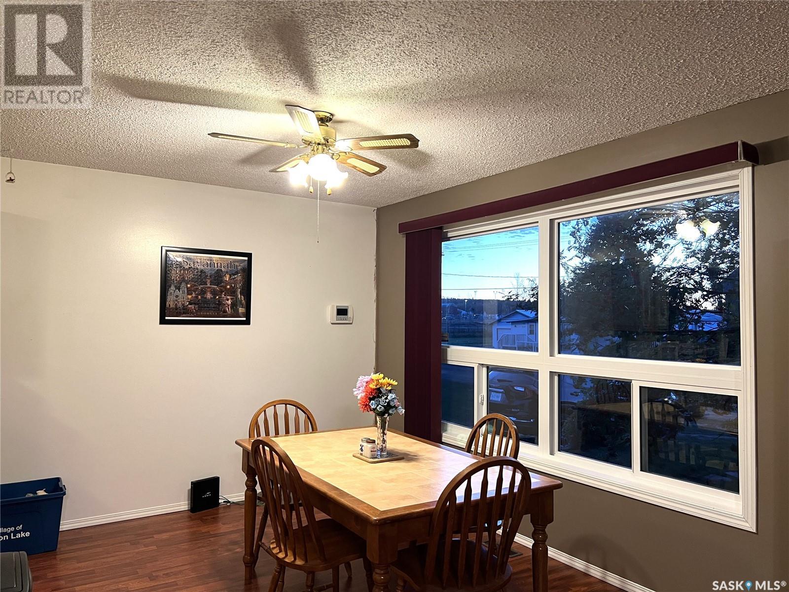 904 Railway Avenue, Loon Lake, Saskatchewan  S0M 1L0 - Photo 10 - SK986001