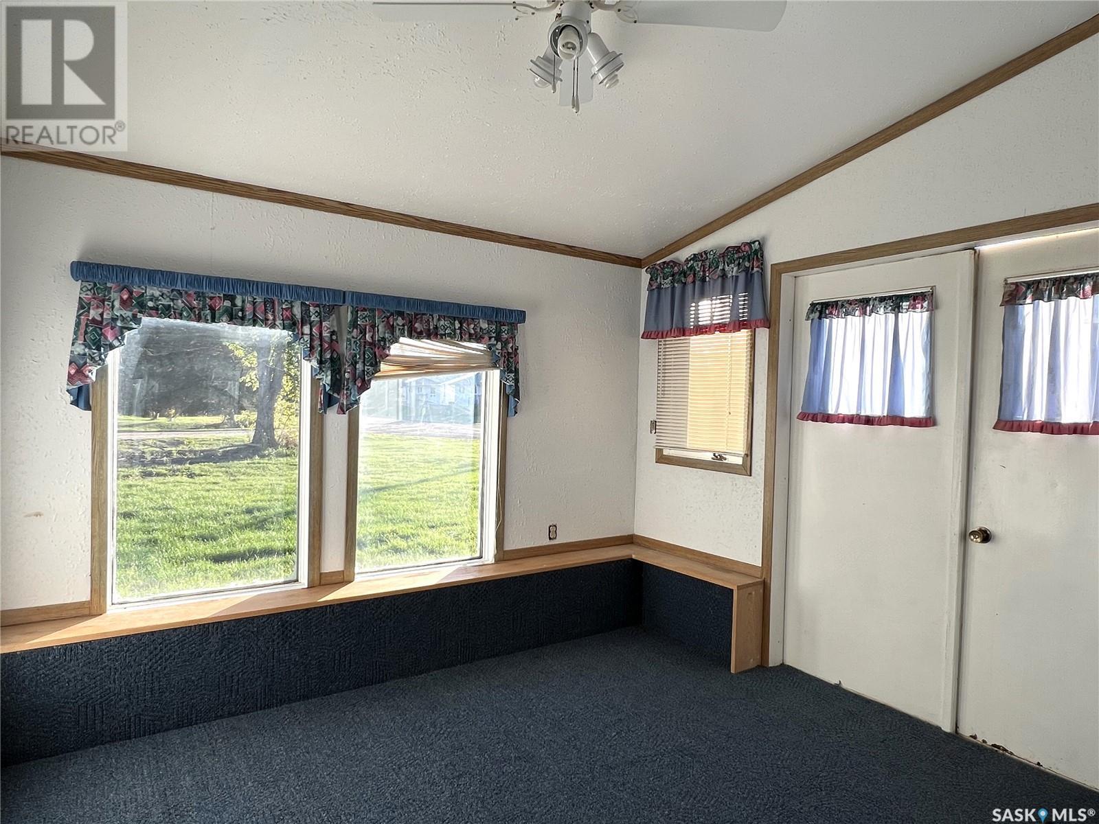 904 Railway Avenue, Loon Lake, Saskatchewan  S0M 1L0 - Photo 24 - SK986001