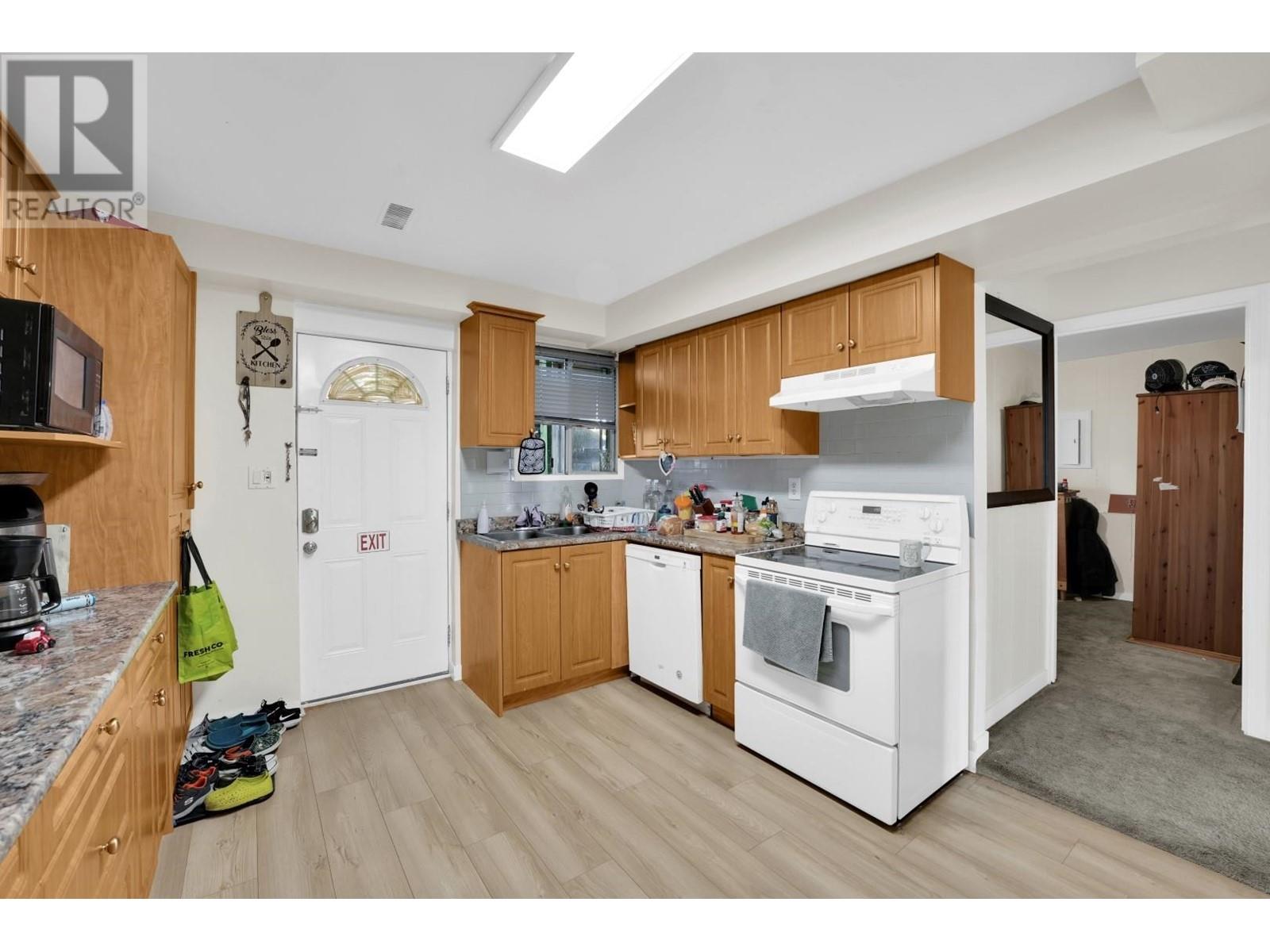 1457 Se Marine Drive, Vancouver, British Columbia  V5P 2R3 - Photo 9 - R2933080