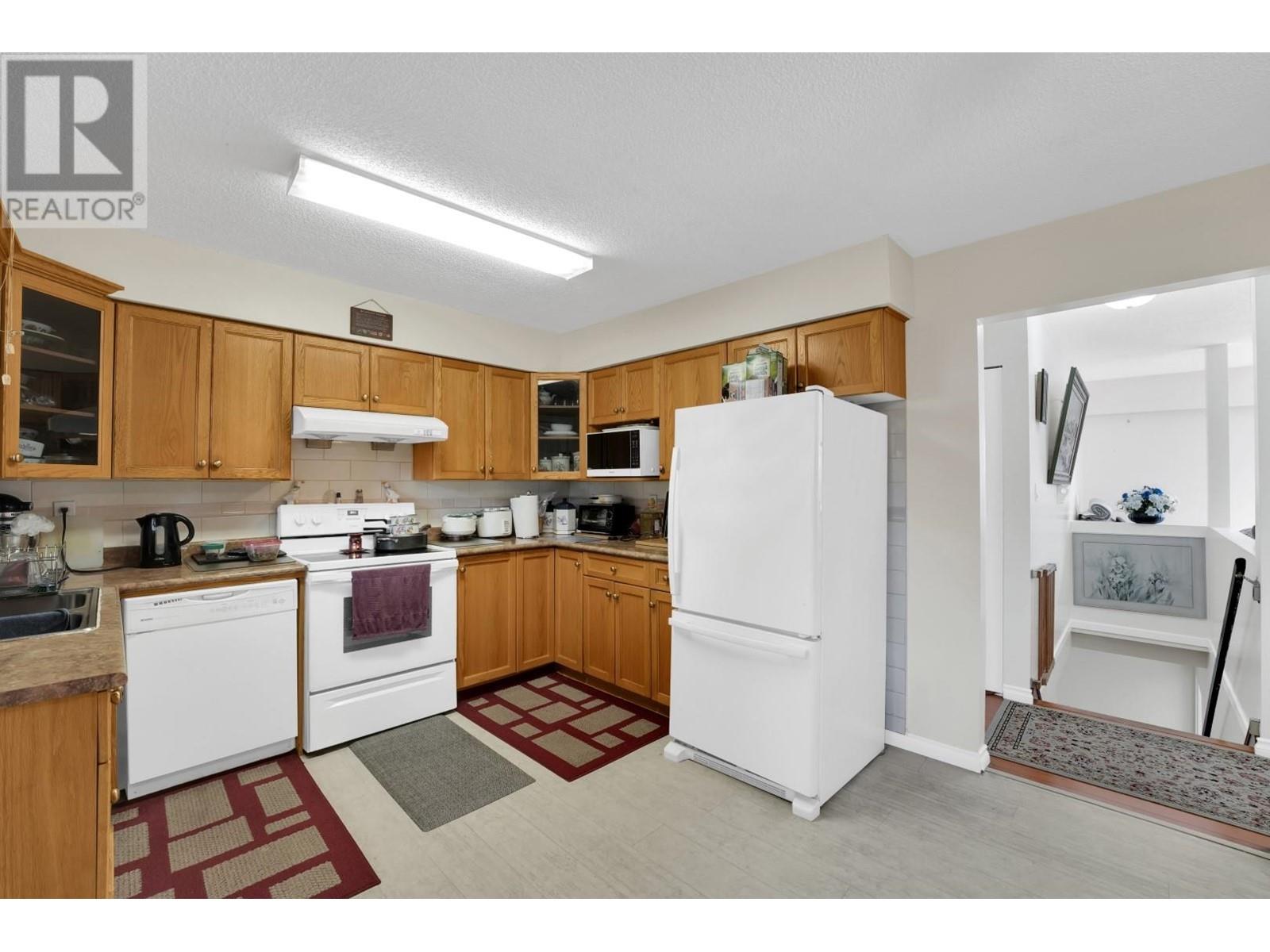 1457 Se Marine Drive, Vancouver, British Columbia  V5P 2R3 - Photo 18 - R2933080