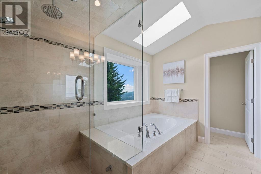 4825 Skyline Drive, North Vancouver, British Columbia  V7R 3J2 - Photo 21 - R2935396