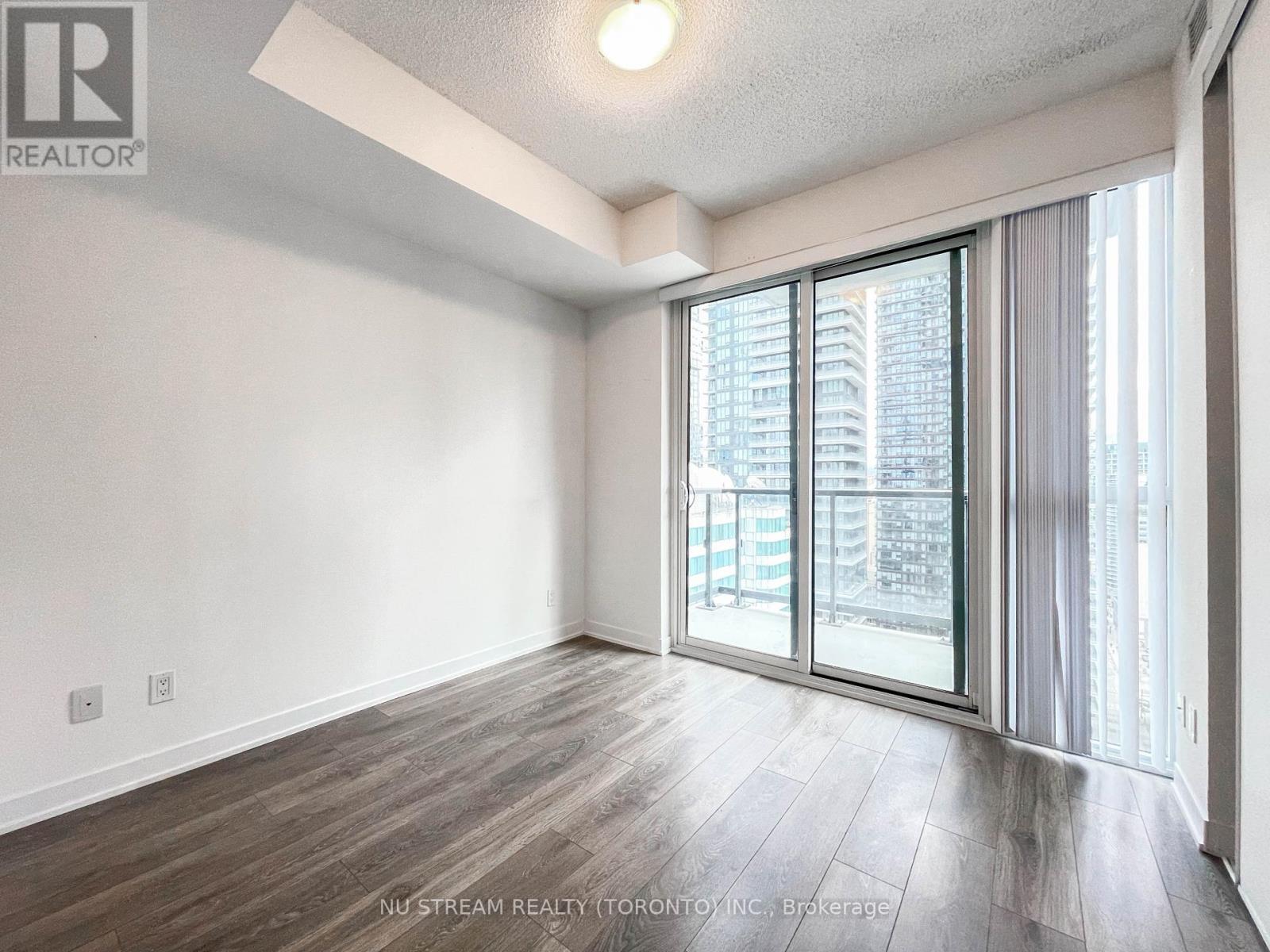 2302 - 87 Peter Street, Toronto, Ontario  M5V 2G4 - Photo 10 - C9397278