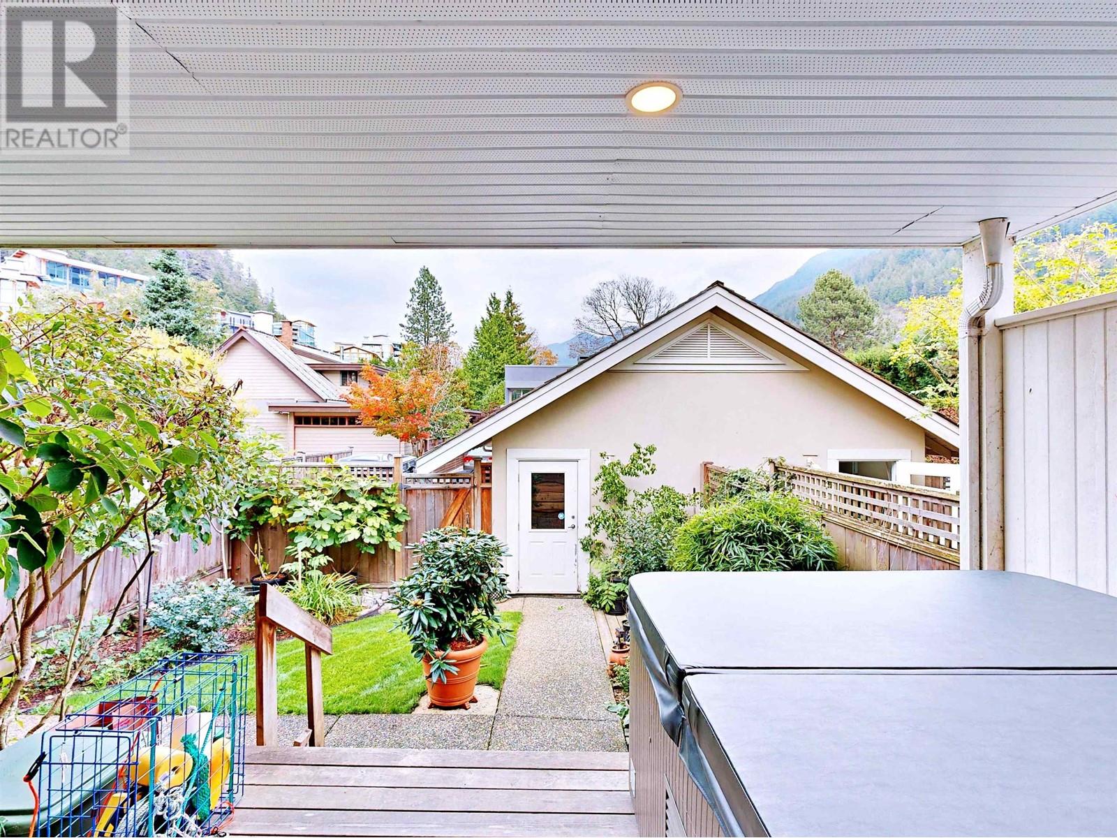 6477 Bruce Street, West Vancouver, British Columbia  V7W 2G7 - Photo 32 - R2935271