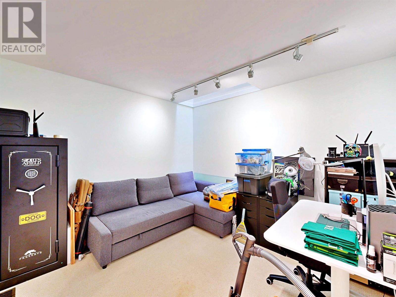 6477 Bruce Street, West Vancouver, British Columbia  V7W 2G7 - Photo 19 - R2935271