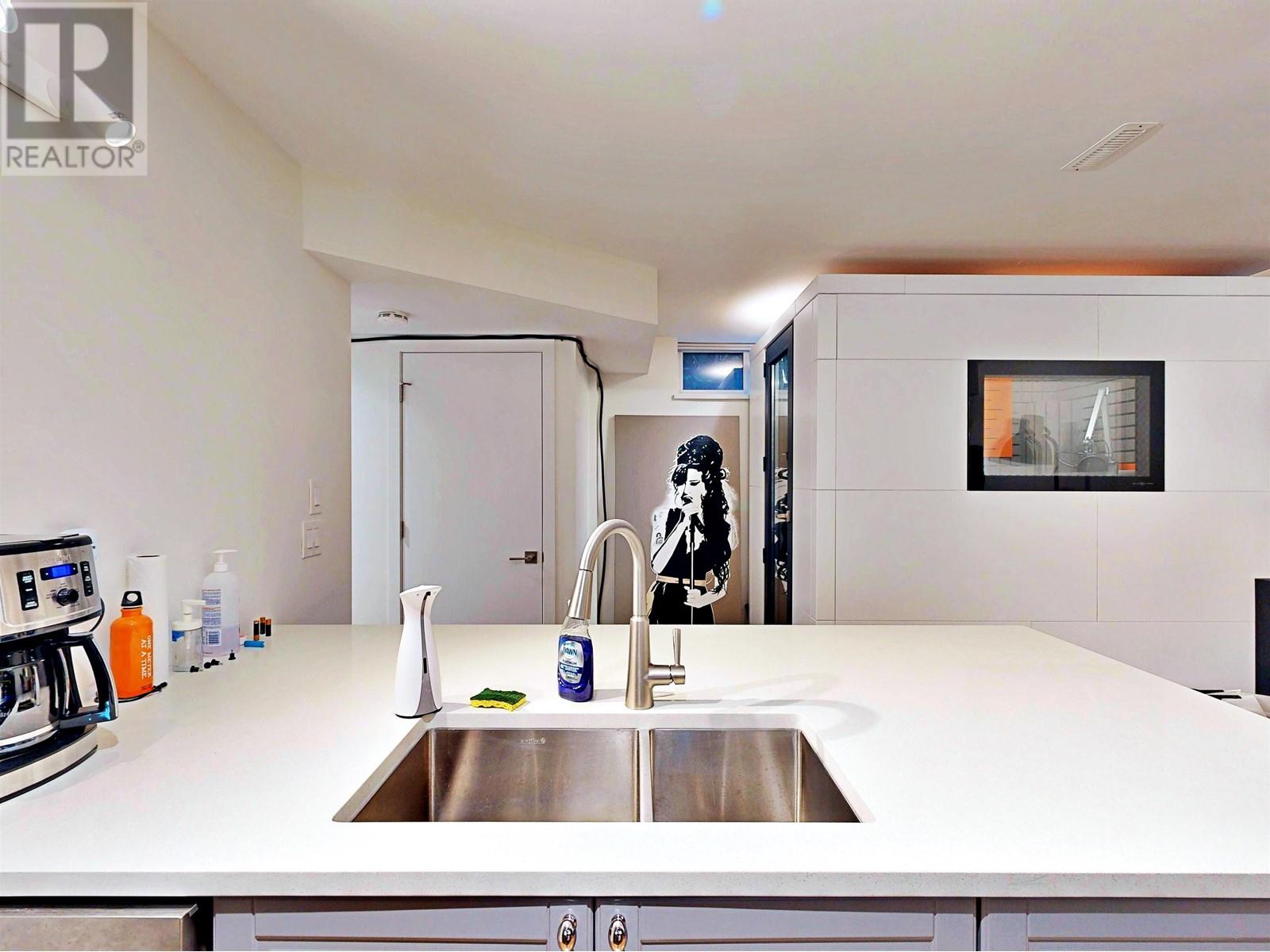 6477 Bruce Street, West Vancouver, British Columbia  V7W 2G7 - Photo 22 - R2935271