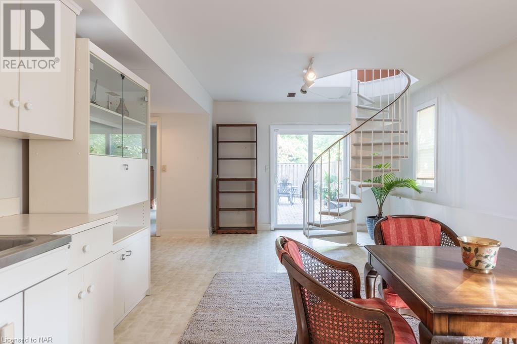 39 Salina Street, St. Catharines, Ontario  L2R 7N3 - Photo 20 - 40661999