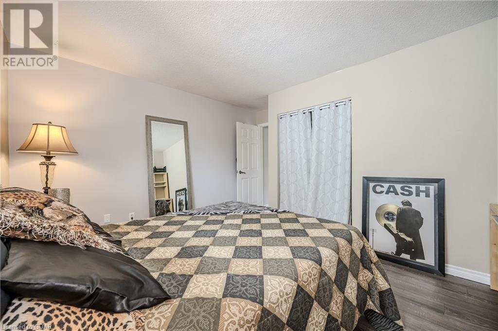 39 Inverness DriveGuelph (Waverley), Ontario  N1E 3M1 - Photo 15 - X10876143