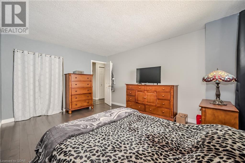 39 Inverness DriveGuelph (Waverley), Ontario  N1E 3M1 - Photo 18 - X10876143