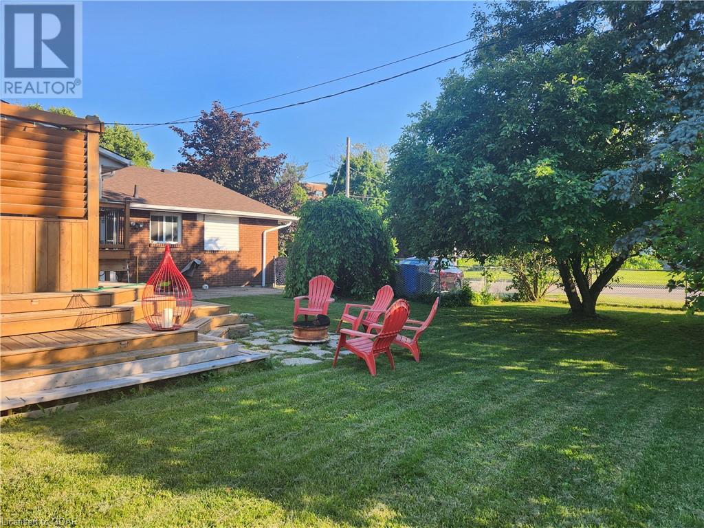 39 Inverness DriveGuelph (Waverley), Ontario  N1E 3M1 - Photo 48 - X10876143