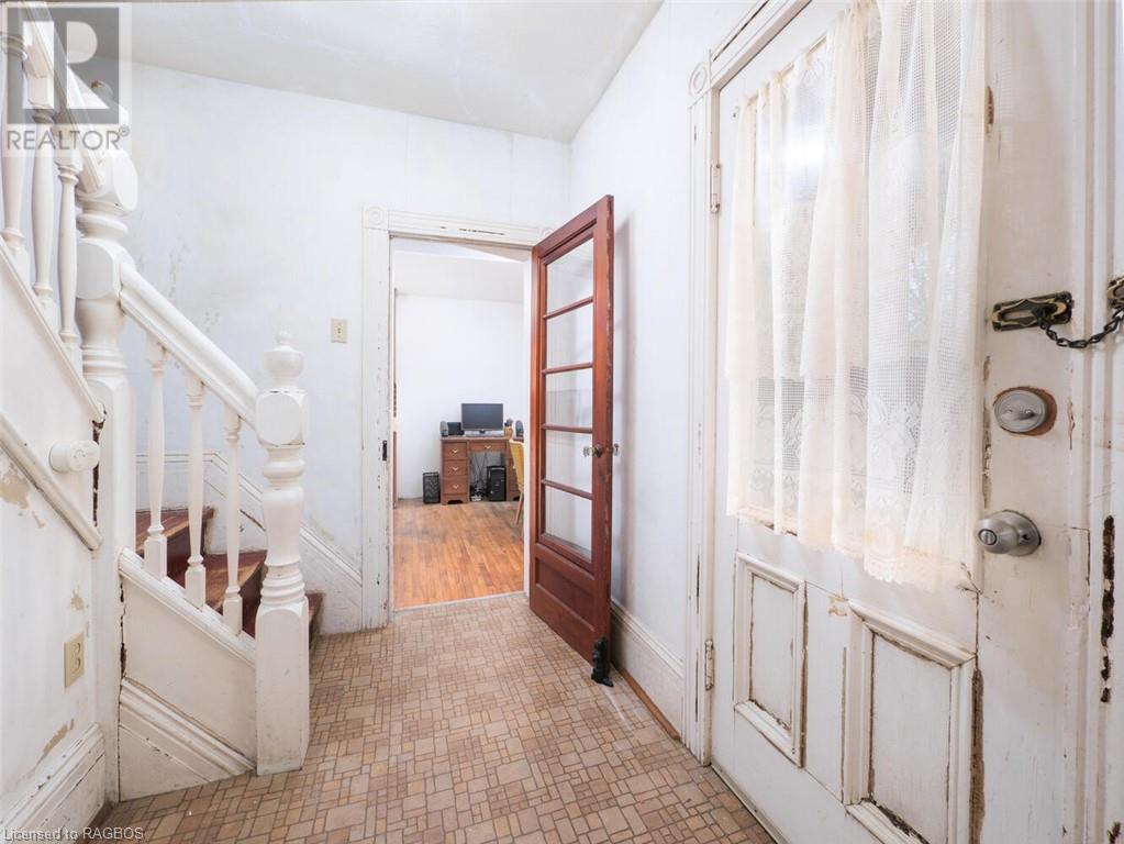 1604 8th Avenue W, Georgian Bluffs, Ontario  N4K 6B2 - Photo 13 - 40550935