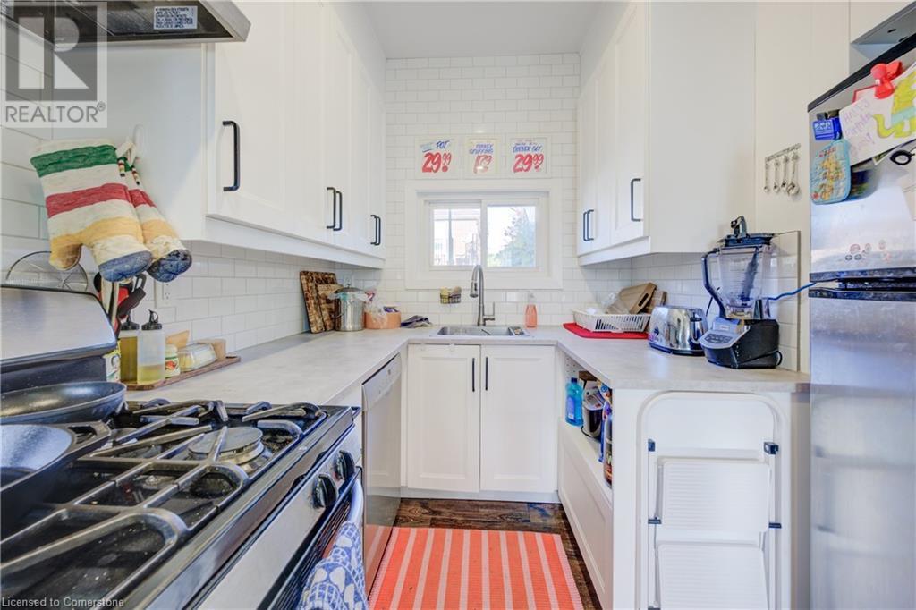 52 Henry Street, Kitchener, Ontario  N2G 1P3 - Photo 8 - 40662571