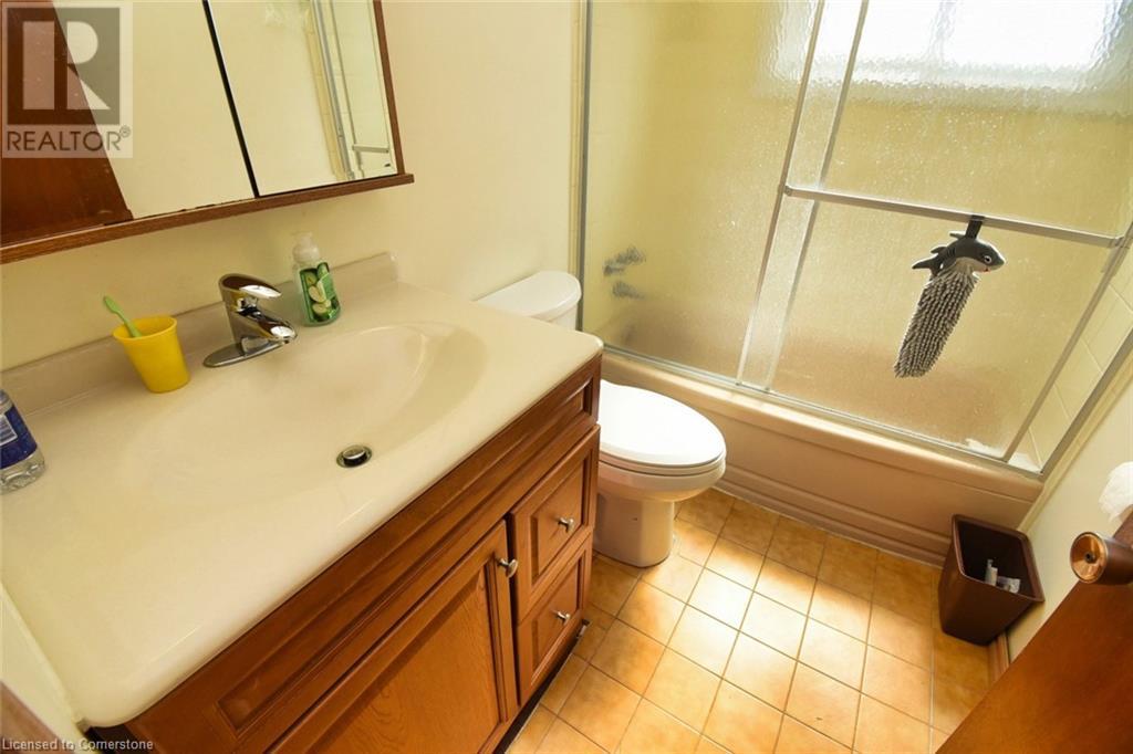 39 East 39th Street, Hamilton, Ontario  L8V 4G9 - Photo 18 - 40663493