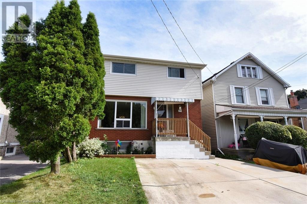 39 East 39th Street, Hamilton, Ontario  L8V 4G9 - Photo 2 - 40663493