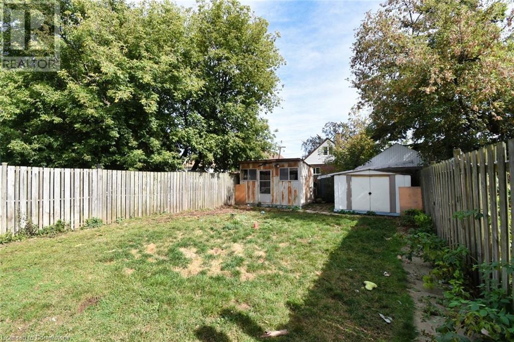 39 East 39th Street, Hamilton, Ontario  L8V 4G9 - Photo 21 - 40663493