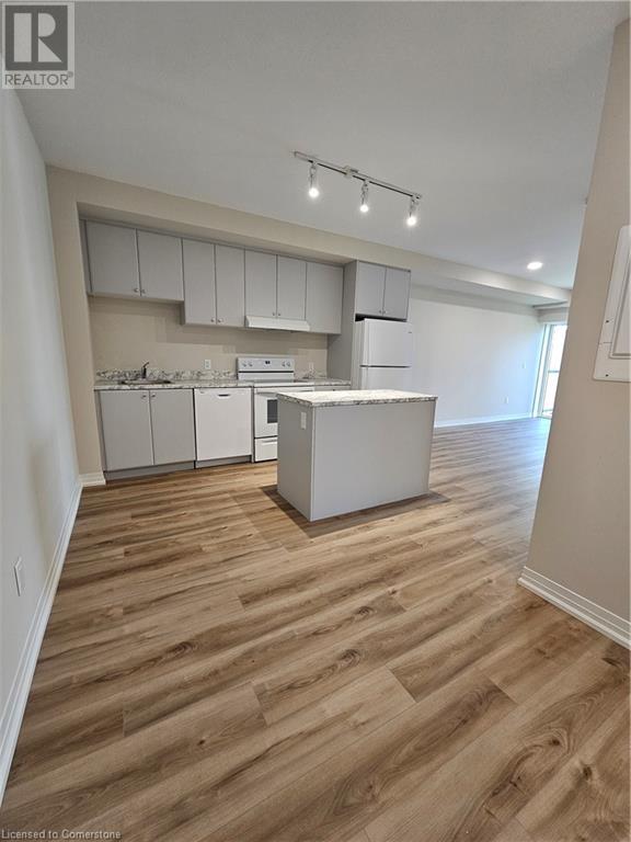 50 Herrick Avenue Unit# 339, St. Catharines, Ontario  L2P 0G3 - Photo 2 - 40663345