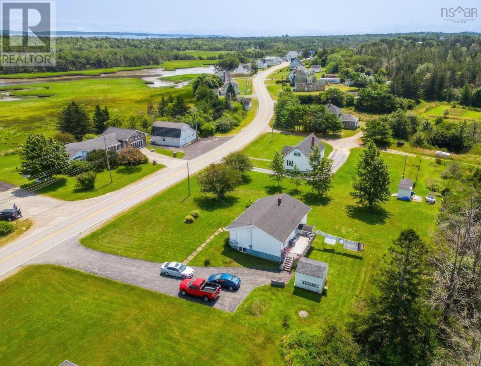 2402 334 Highway, Wedgeport, Nova Scotia  B0W 3P0 - Photo 5 - 202414141