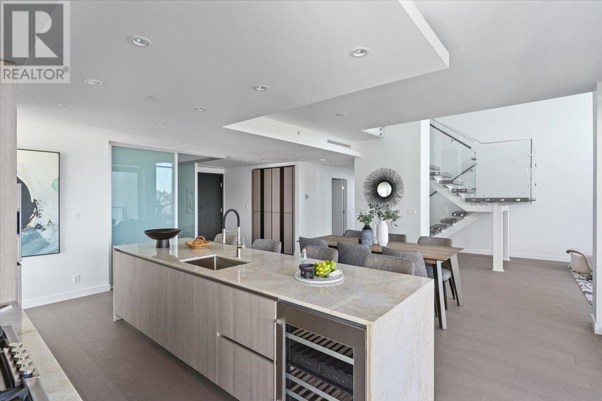2401 1500 Fern Street, North Vancouver, British Columbia  V7J 0E6 - Photo 13 - R2935872