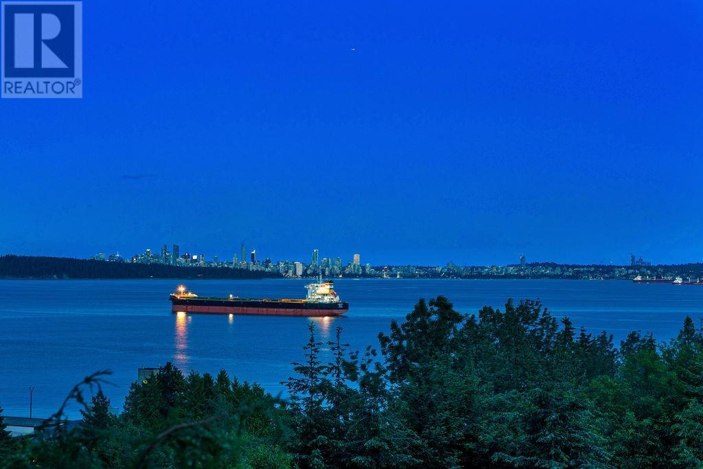 4278 Morgan Crescent, West Vancouver, British Columbia  V7V 2N9 - Photo 5 - R2935894