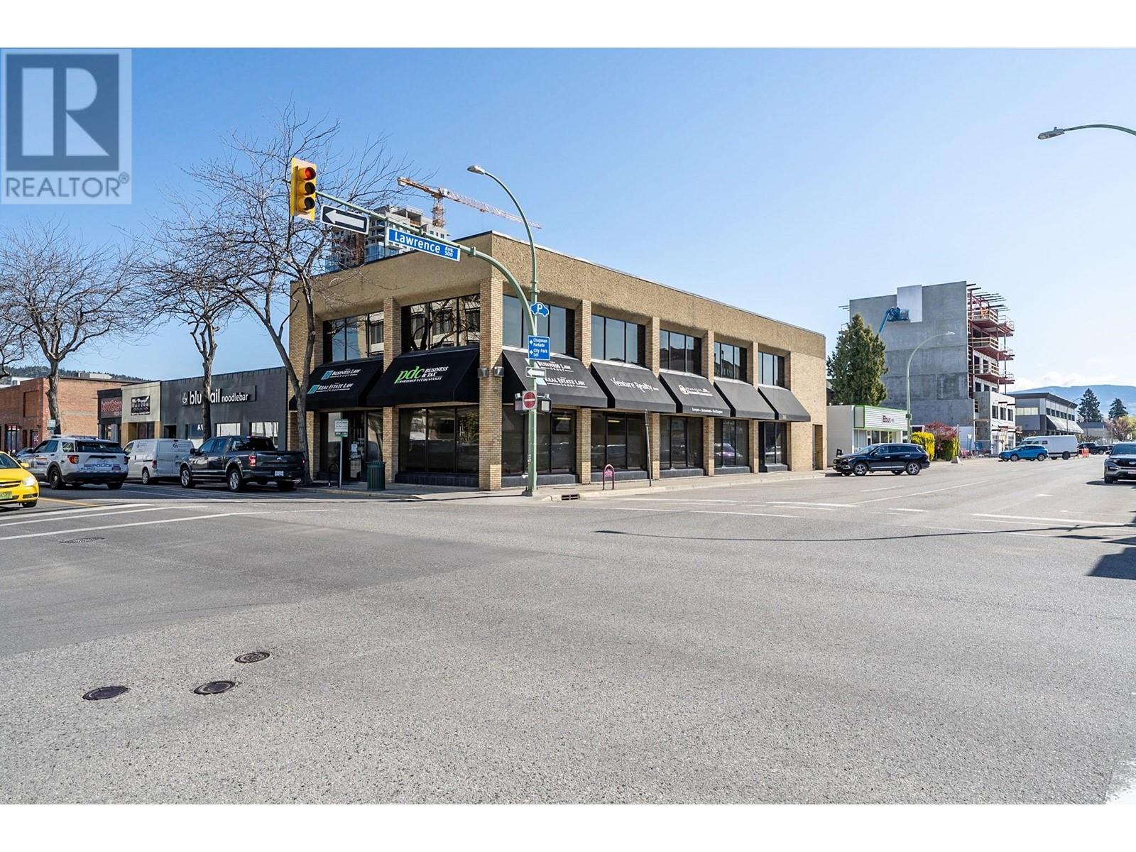1583 Ellis Street, kelowna, British Columbia V1Y2A7