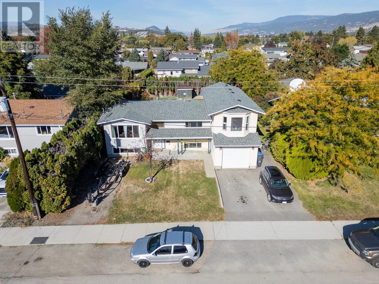 310 Pearson Road, kelowna, British Columbia