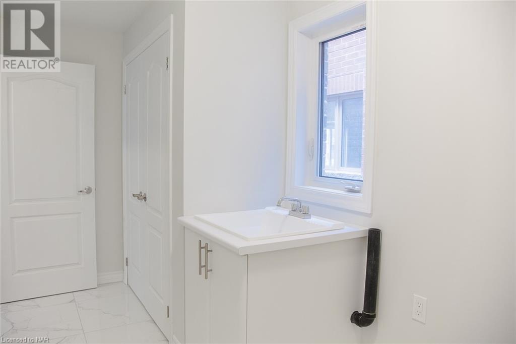 15 Huntsworth Avenue, Thorold, Ontario  L2V 0J5 - Photo 19 - 40663622