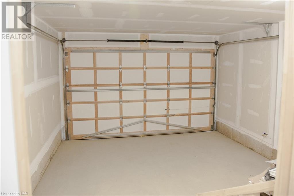 15 Huntsworth Avenue, Thorold, Ontario  L2V 0J5 - Photo 20 - 40663622