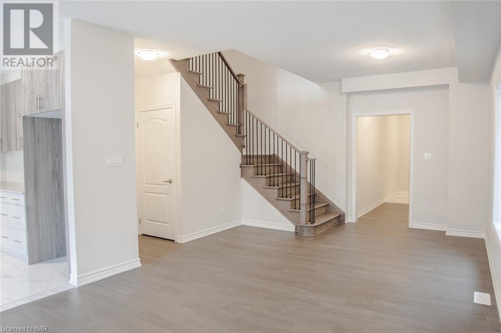 15 Huntsworth Avenue, Thorold, Ontario  L2V 0J5 - Photo 5 - 40663622