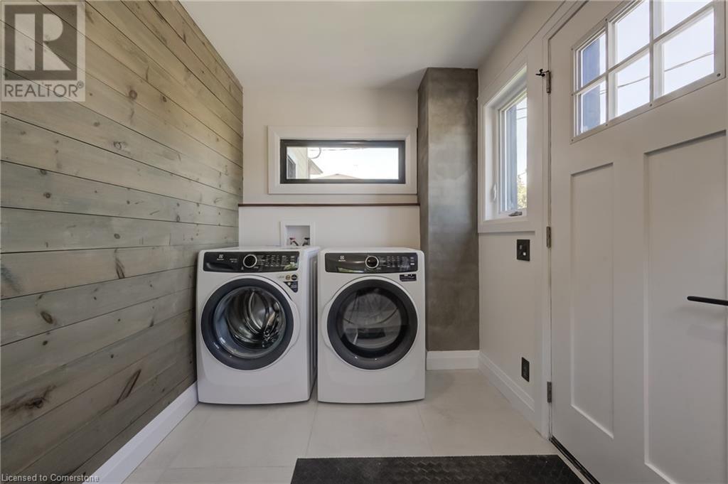 29 Hurst Avenue, Kitchener, Ontario  N2G 2Z6 - Photo 3 - 40663585