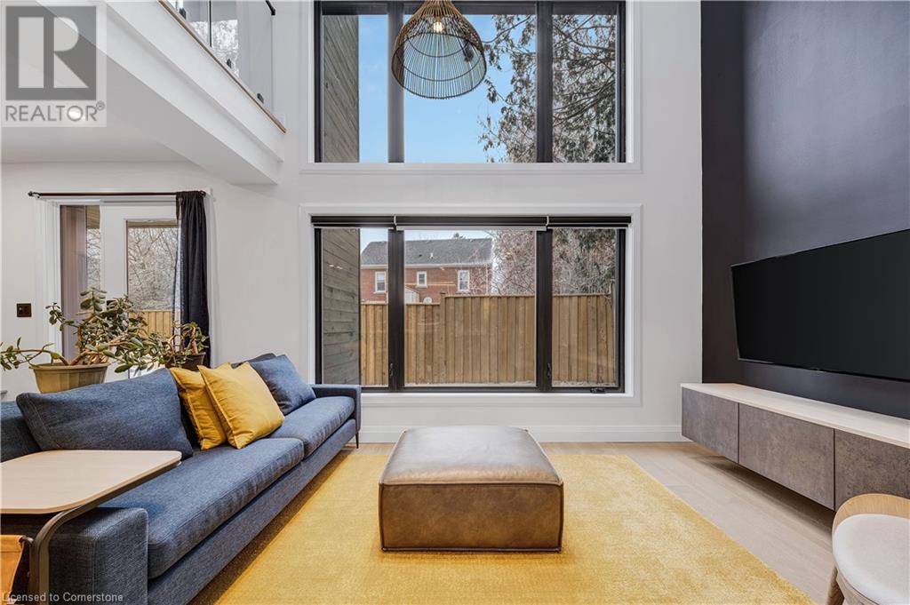 29 Hurst Avenue, Kitchener, Ontario  N2G 2Z6 - Photo 36 - 40663585