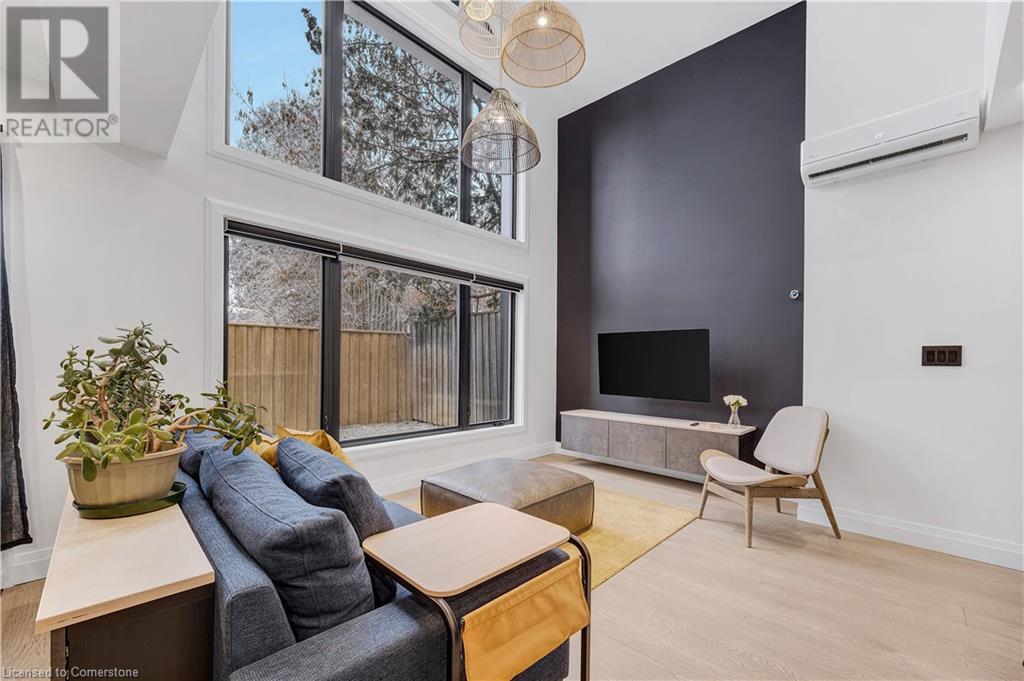 29 Hurst Avenue, Kitchener, Ontario  N2G 2Z6 - Photo 37 - 40663585