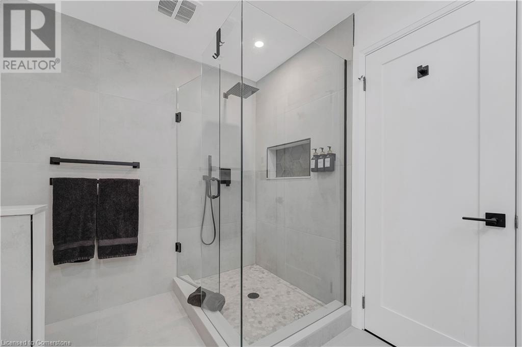 29 Hurst Avenue, Kitchener, Ontario  N2G 2Z6 - Photo 50 - 40663585