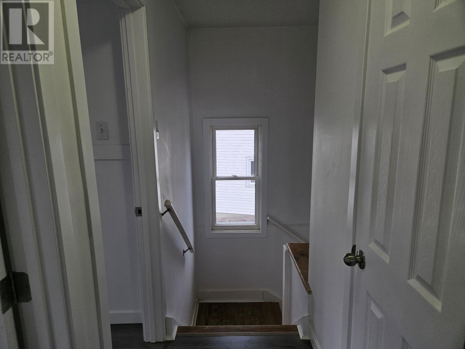 13 Ross Ave, Marathon, Ontario  P0T 2E0 - Photo 33 - TB243235