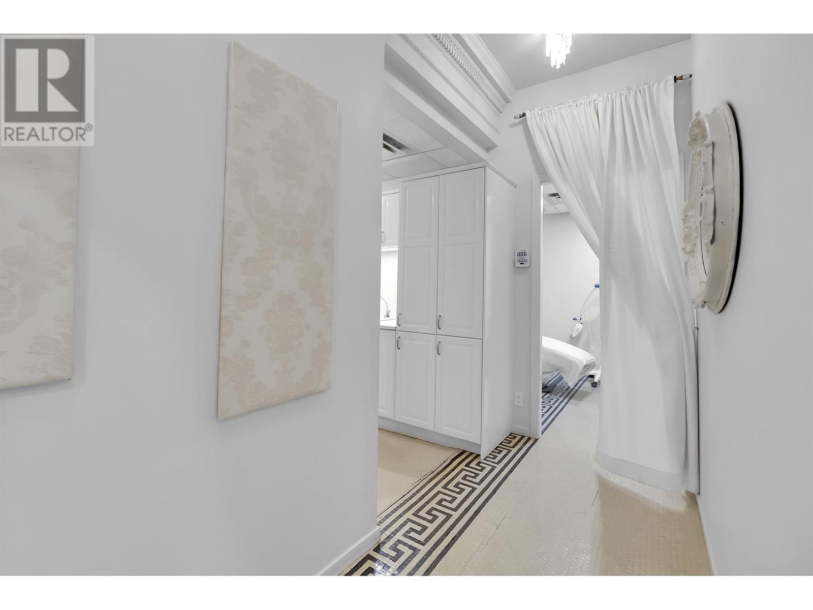 464 Granville Street, Vancouver, British Columbia  V6C 1V4 - Photo 4 - C8063734