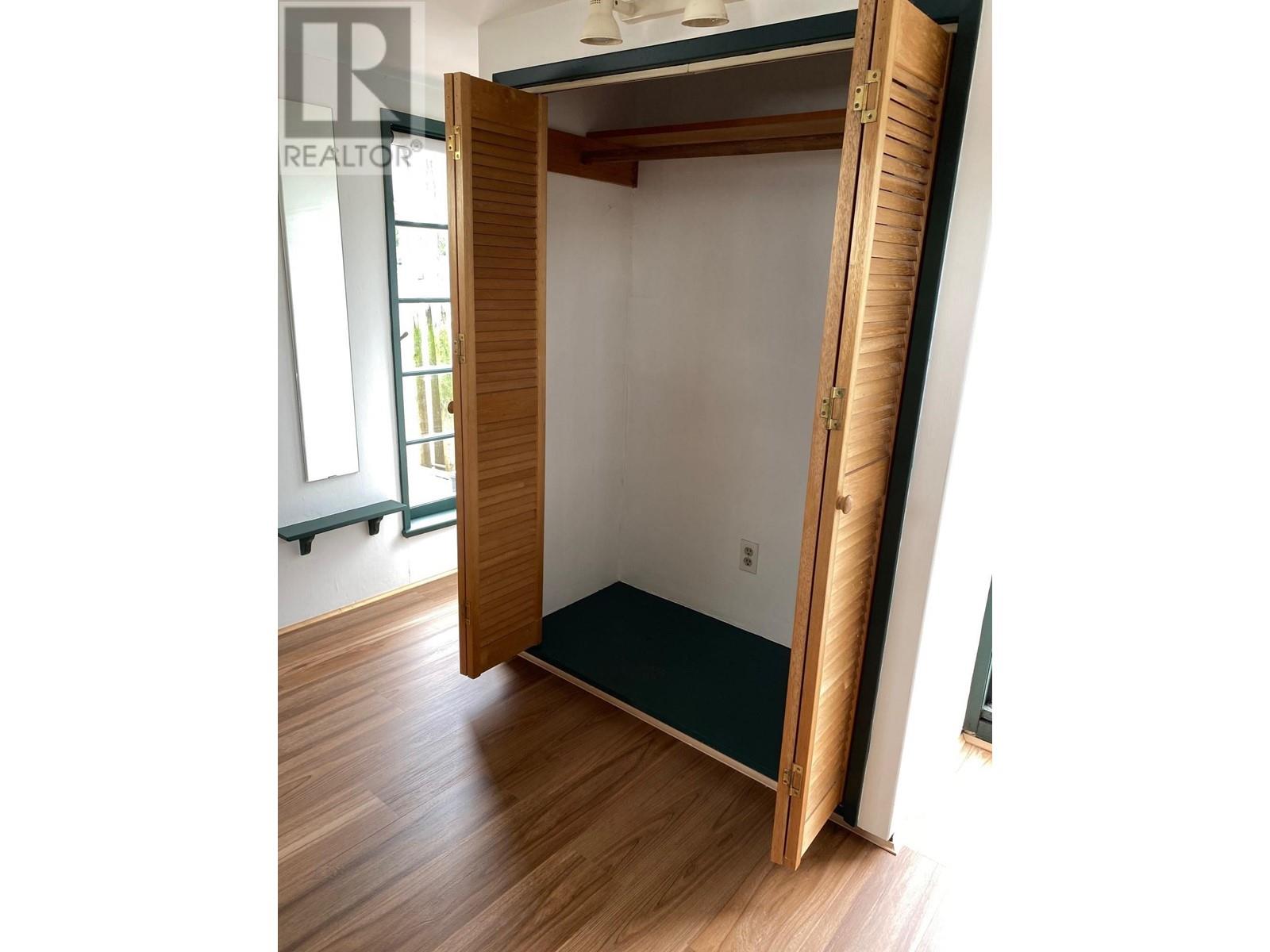 Listing Picture 12 of 16 : 8E1 8191 RIVER ROAD, Richmond / 烈治文 - 魯藝地產 Yvonne Lu Group - MLS Medallion Club Member