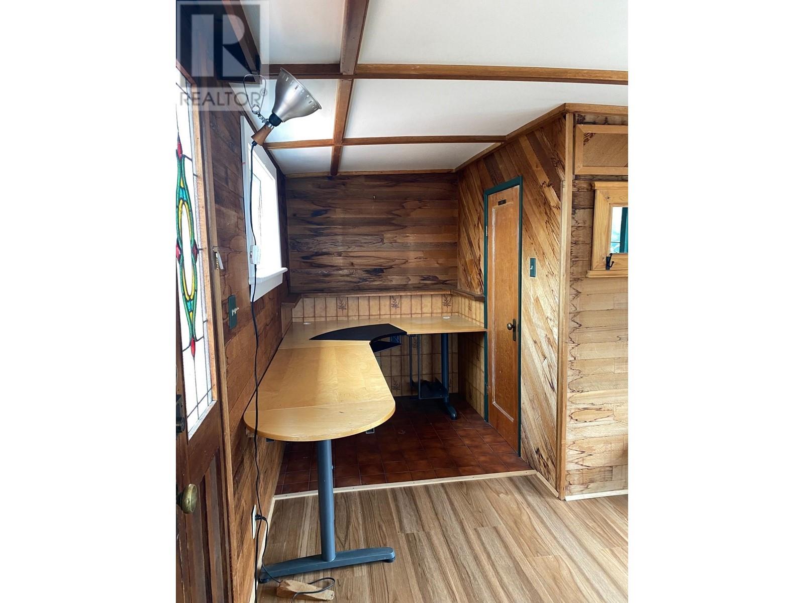 Listing Picture 4 of 16 : 8E1 8191 RIVER ROAD, Richmond / 烈治文 - 魯藝地產 Yvonne Lu Group - MLS Medallion Club Member