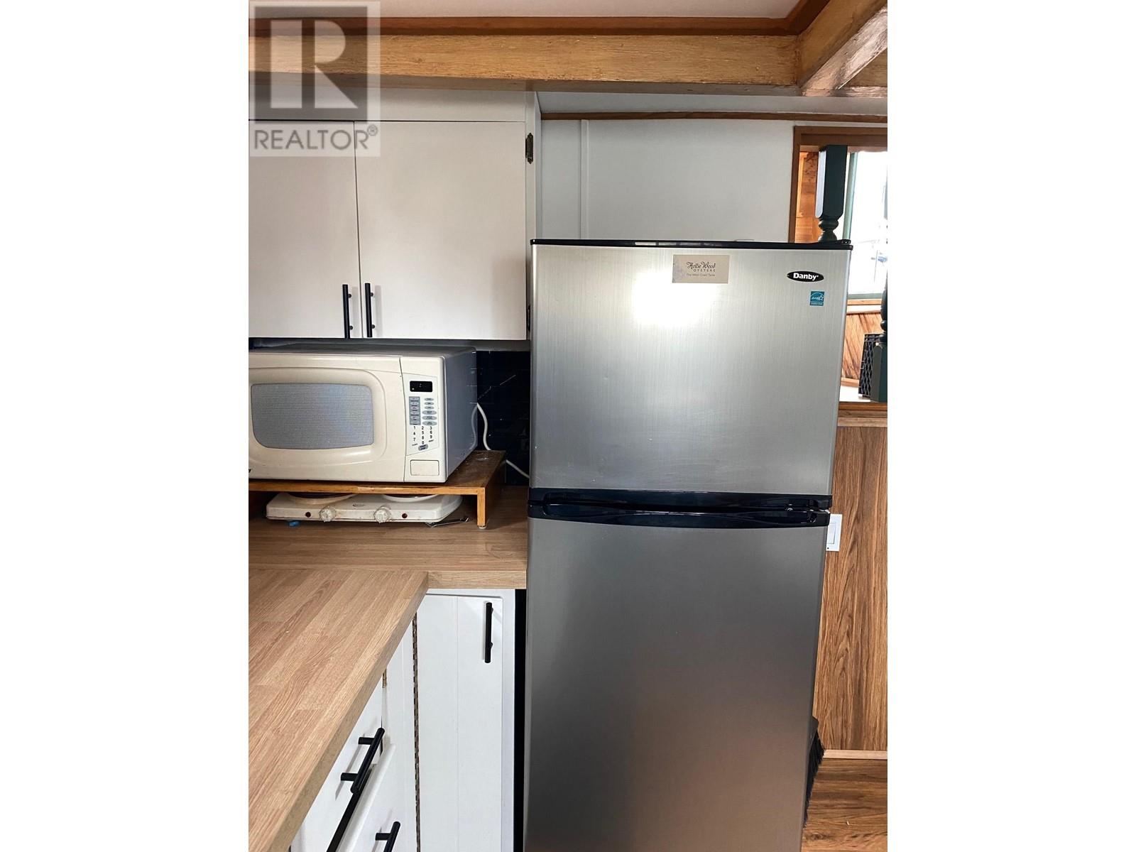 Listing Picture 7 of 16 : 8E1 8191 RIVER ROAD, Richmond / 烈治文 - 魯藝地產 Yvonne Lu Group - MLS Medallion Club Member