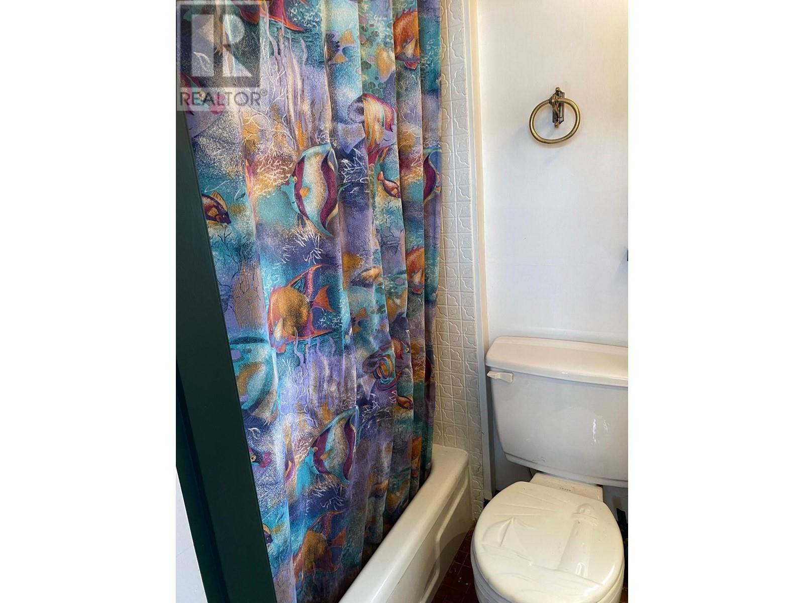 Listing Picture 14 of 16 : 8E1 8191 RIVER ROAD, Richmond / 烈治文 - 魯藝地產 Yvonne Lu Group - MLS Medallion Club Member